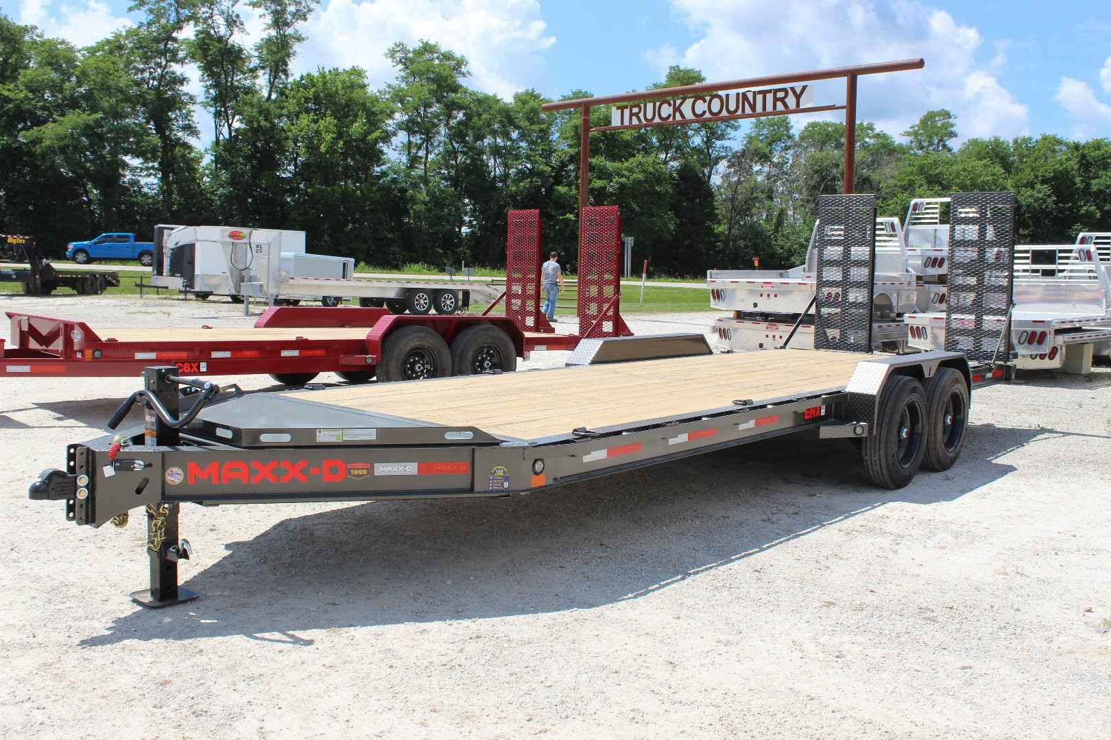 New 2026 MAXX-D EHX 83"x22' Equipment Trailer