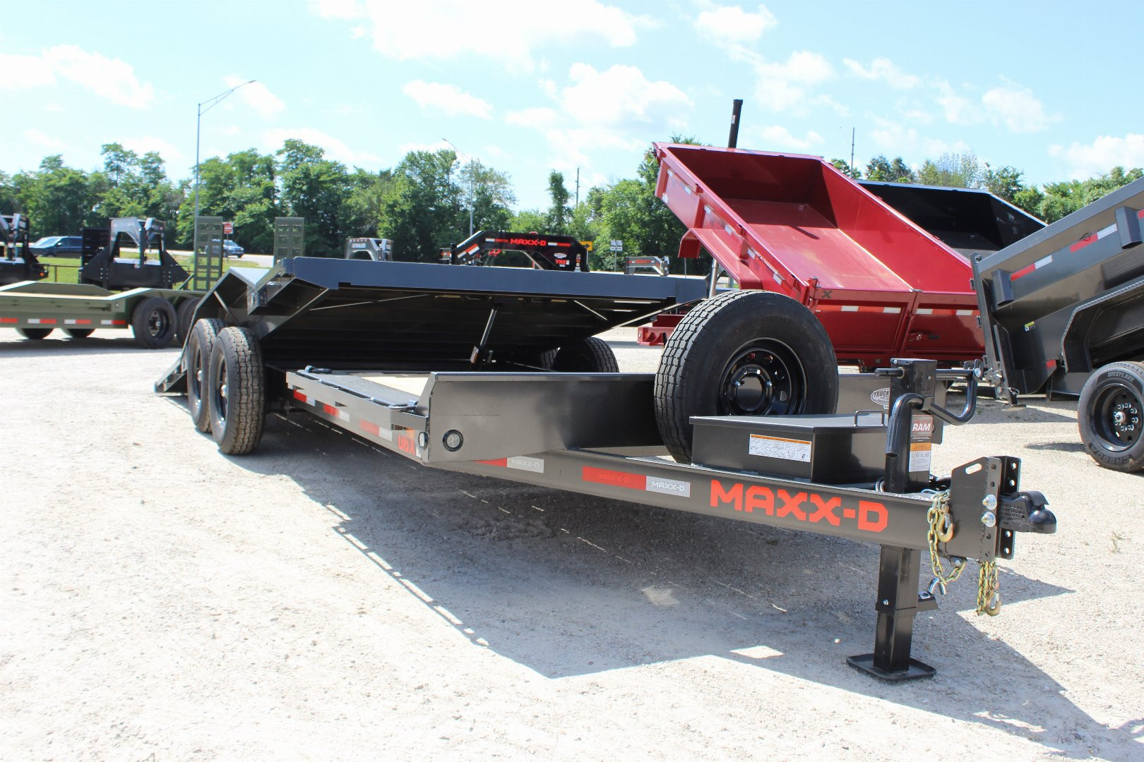 New 2026 MAXX-D G6X 102"x22' BP Equipment Tilt Trailer