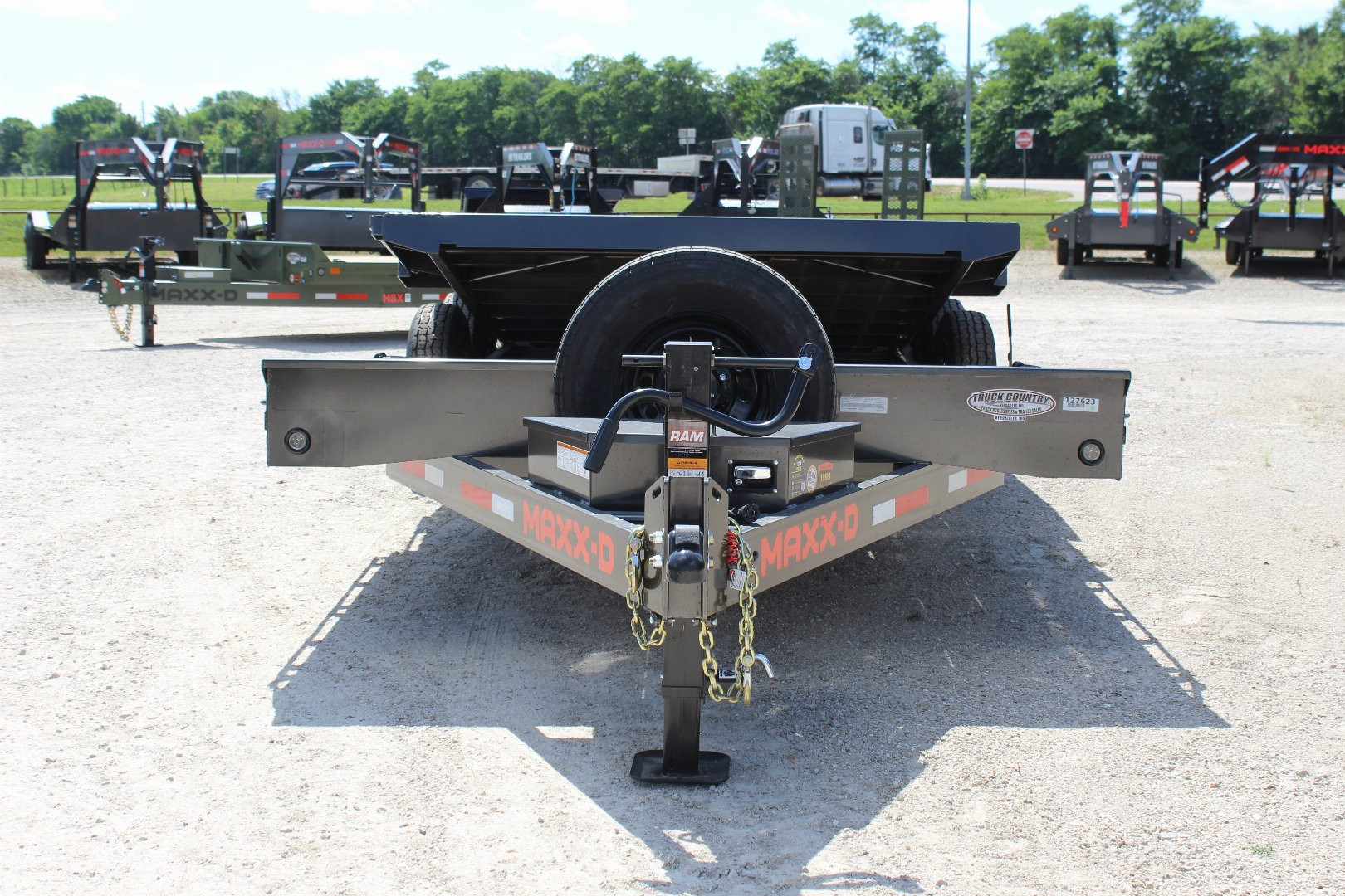 New 2026 MAXX-D G6X 102"x22' BP Equipment Tilt Trailer