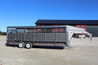 New 2025 GR TRAILERS 6.8' x 24' Gooseneck Livestock Trailer