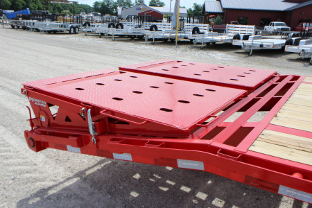 New 2026 PJ TRAILERS 102" x 25' LS Flatbed Trailer