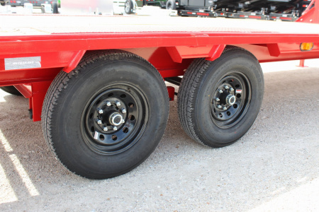 New 2026 PJ TRAILERS 102" x 25' LS Flatbed Trailer