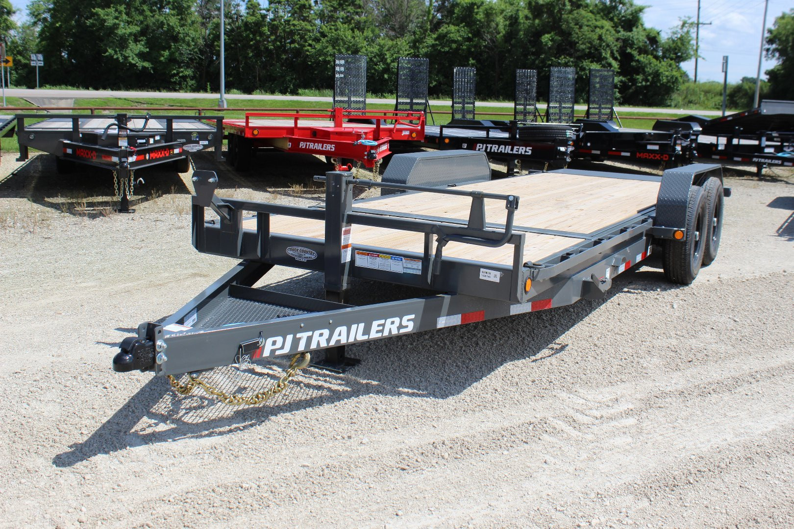 New 2026 PJ Trailers 83" x 20' T6 Equipment Tilt Trailer