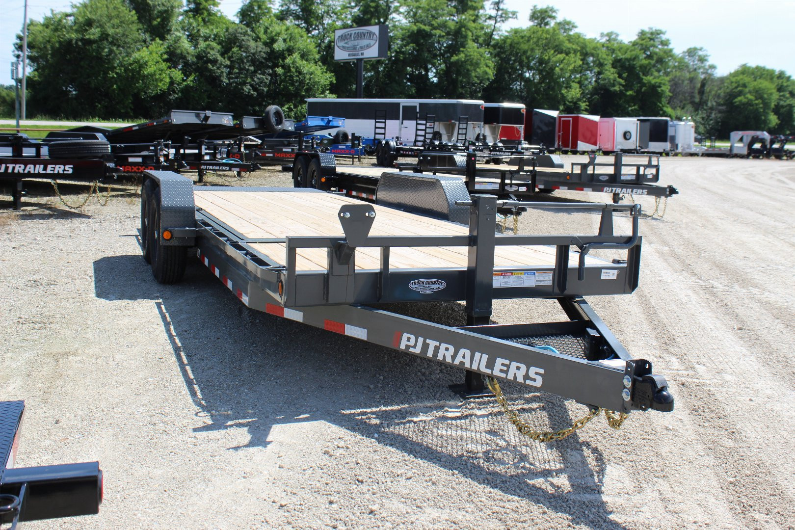 New 2026 PJ Trailers 83" x 20' T6 Equipment Tilt Trailer