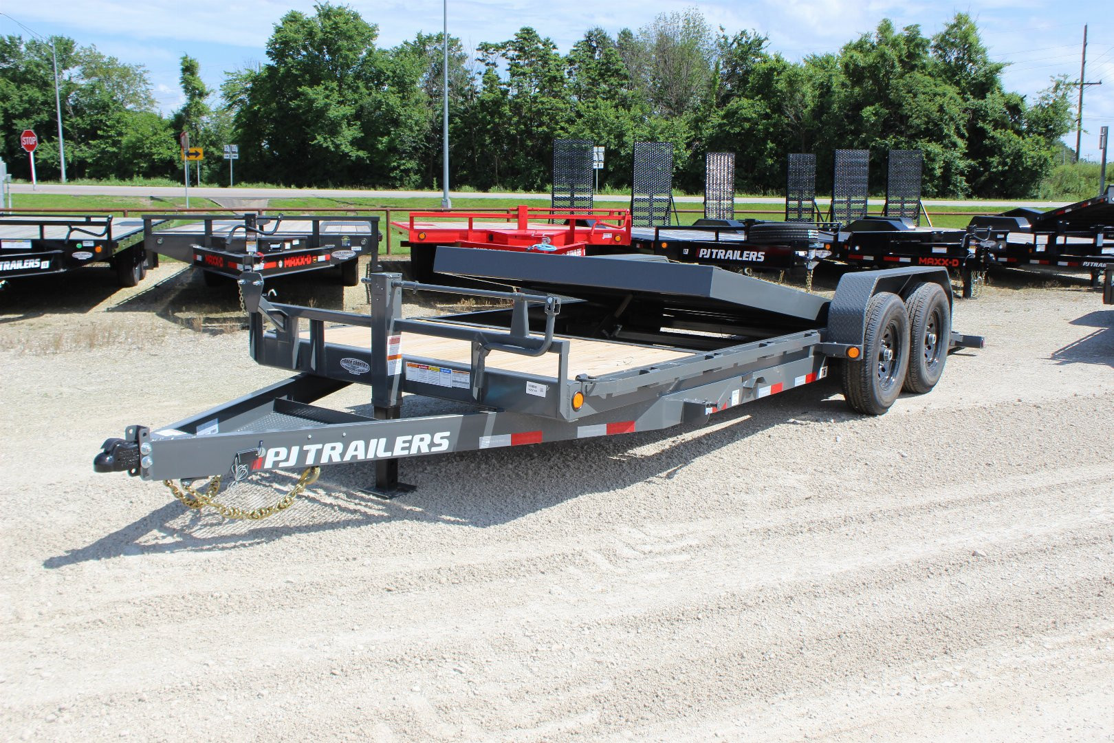 New 2026 PJ Trailers 83" x 20' T6 Equipment Tilt Trailer