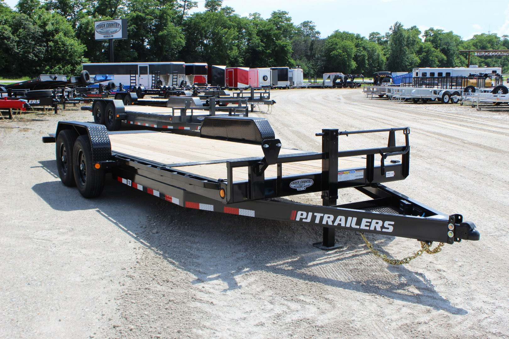 New 2023 PJ Trailers 83" x 20' T6 Tilt Trailer