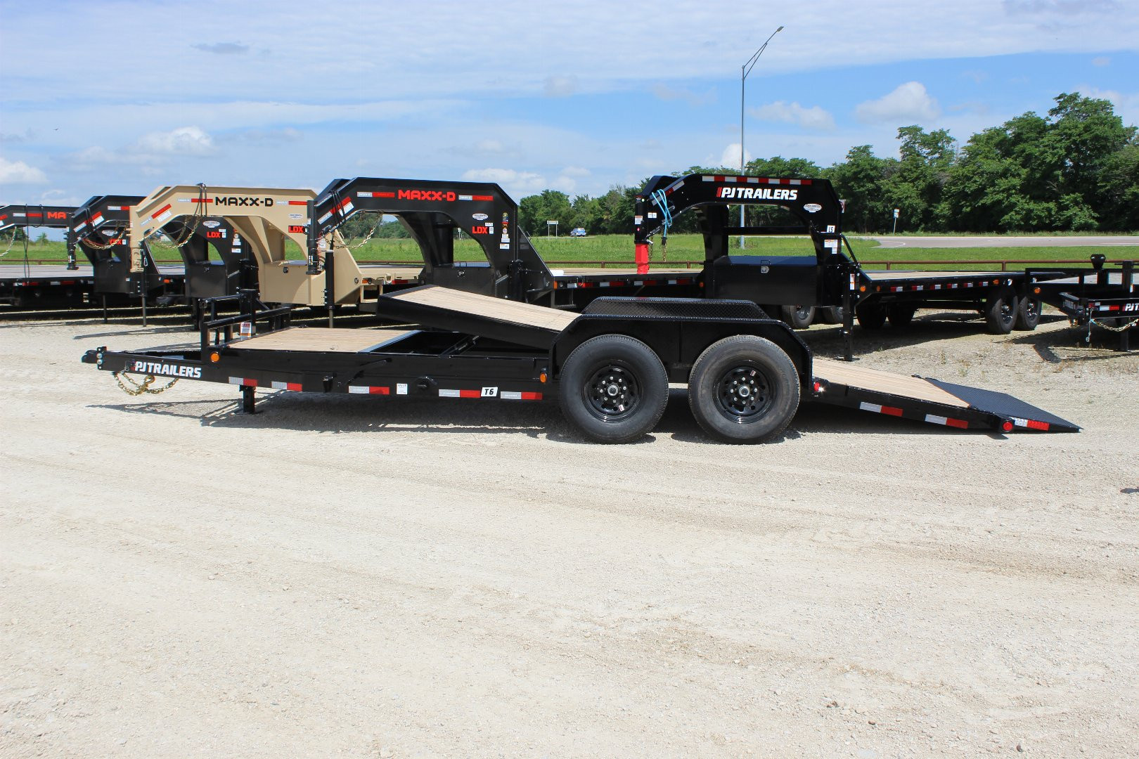 New 2023 PJ Trailers 83" x 20' T6 Tilt Trailer