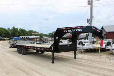 New 2026 PJ TRAILERS 102" x 25' LS Gooseneck Flatbed Trailer