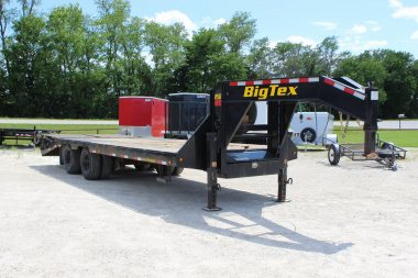 Used 2021 Big Tex 25' gooseneck Flatbed Trailer