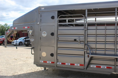 New 2025 GR TRAILERS 6.8' x 20' Livestock w/ dog boxes