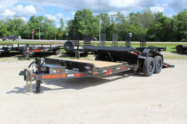 New 2026 MAXX-D G6X 83 x22' equipment Tilt Trailer