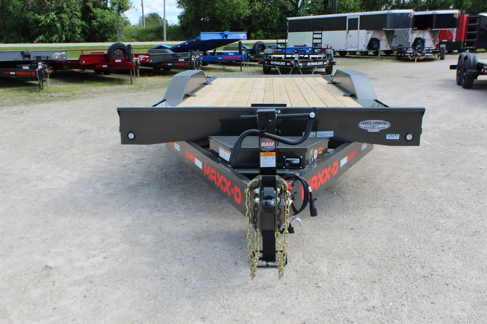 New 2026 MAXX-D T6X 102"x20' equipment Tilt Trailer
