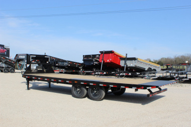 New 2025 PJ 102" x 24' T8 Gooseneck Deckover Trailer