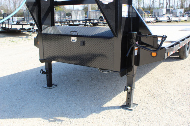 New 2025 PJ 102" x 24' T8 Gooseneck Deckover Trailer