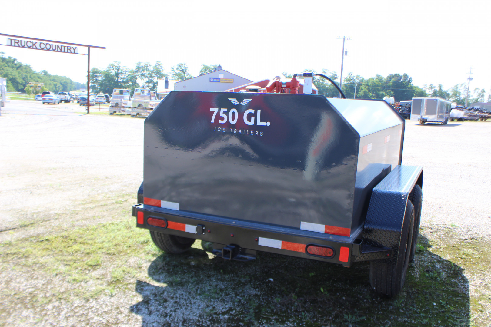 New 2025 JCE 750 Gal. Fuel Trailer