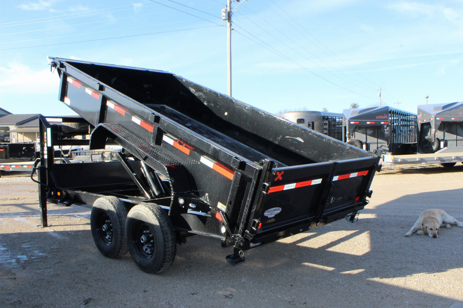 New 2025 MAXXD DJX 14' gooseneck Dump Trailer