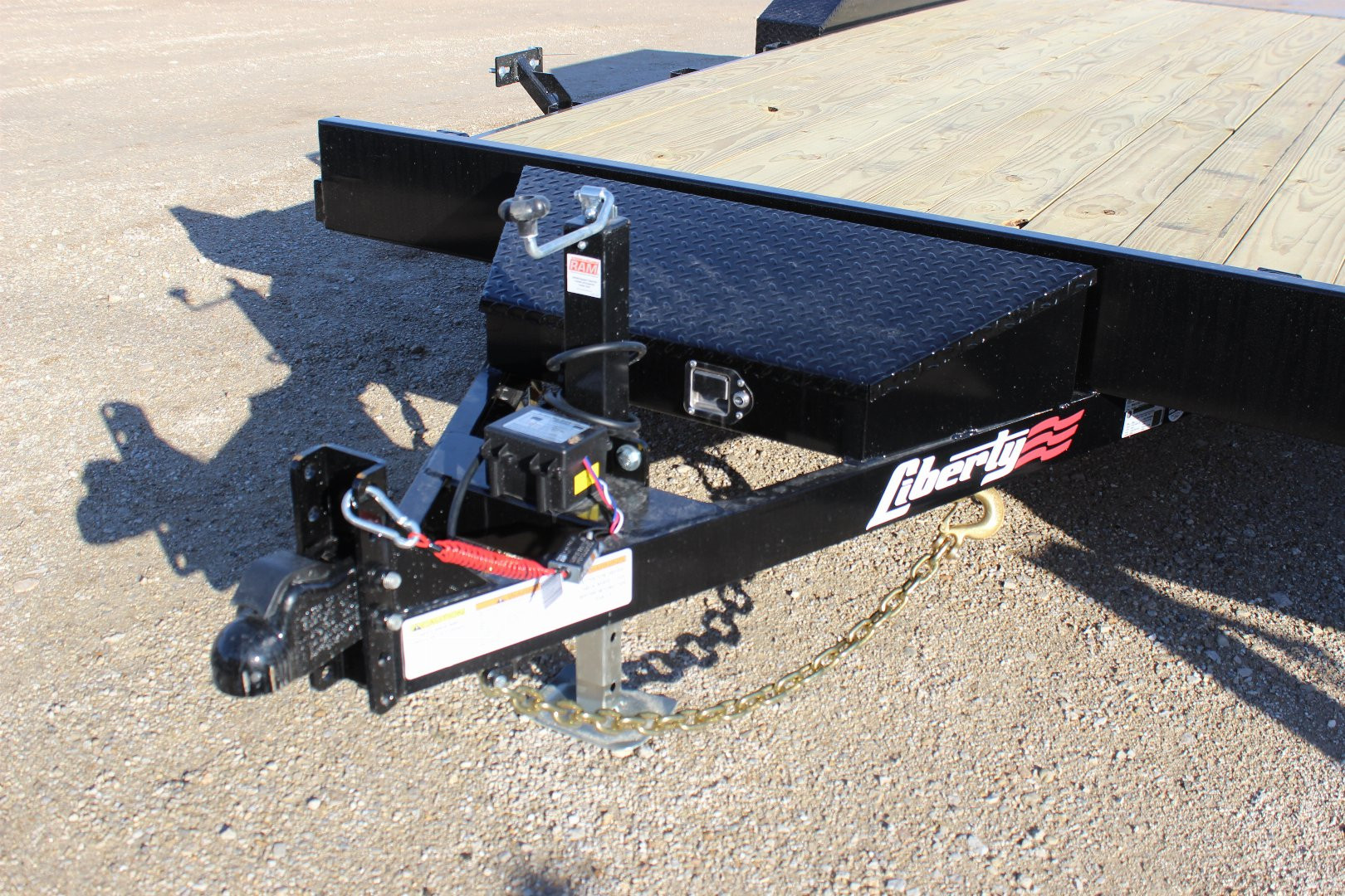 New 2025 Liberty 18' carhauler trailer