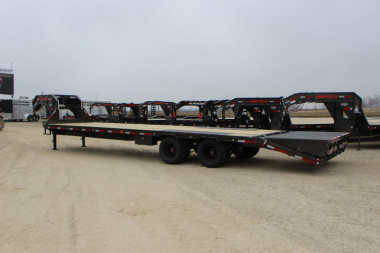 New 2025 MAXXD LDX 32' Gooseneck Flatbed Trailer
