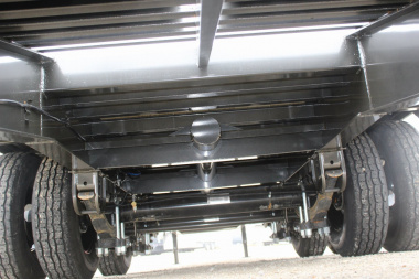 New 2025 MAXXD LDX 32' Gooseneck Flatbed Trailer