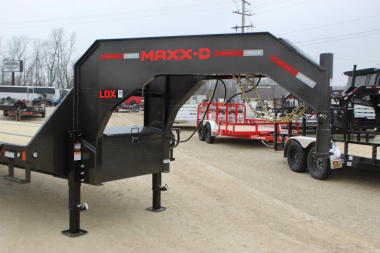 New 2025 MAXXD LDX 32' Gooseneck Flatbed Trailer