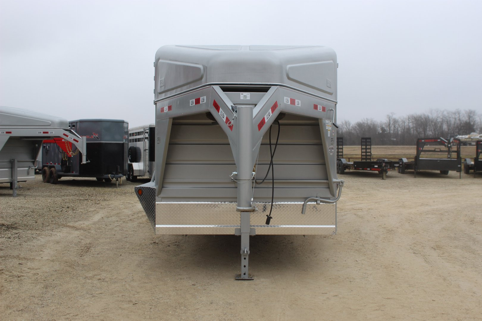 New 2025 GR Trailer 6.8' x 20' Gooseneck Livestock