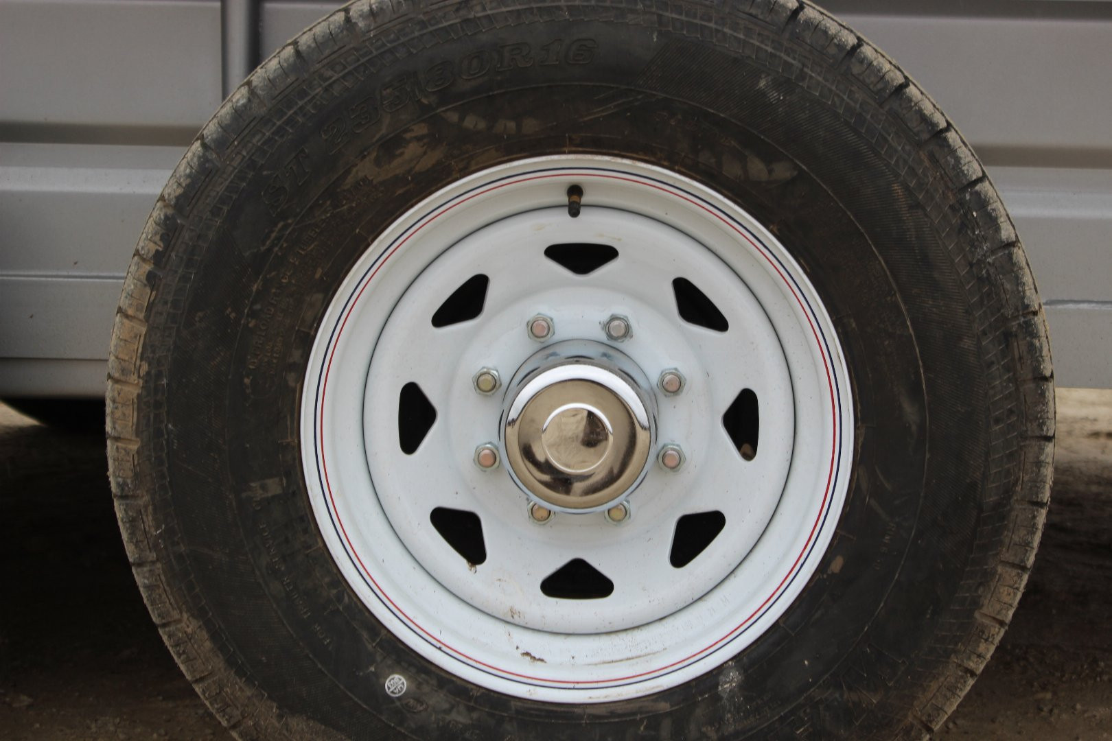 New 2025 GR Trailer 6.8' x 20' Gooseneck Livestock