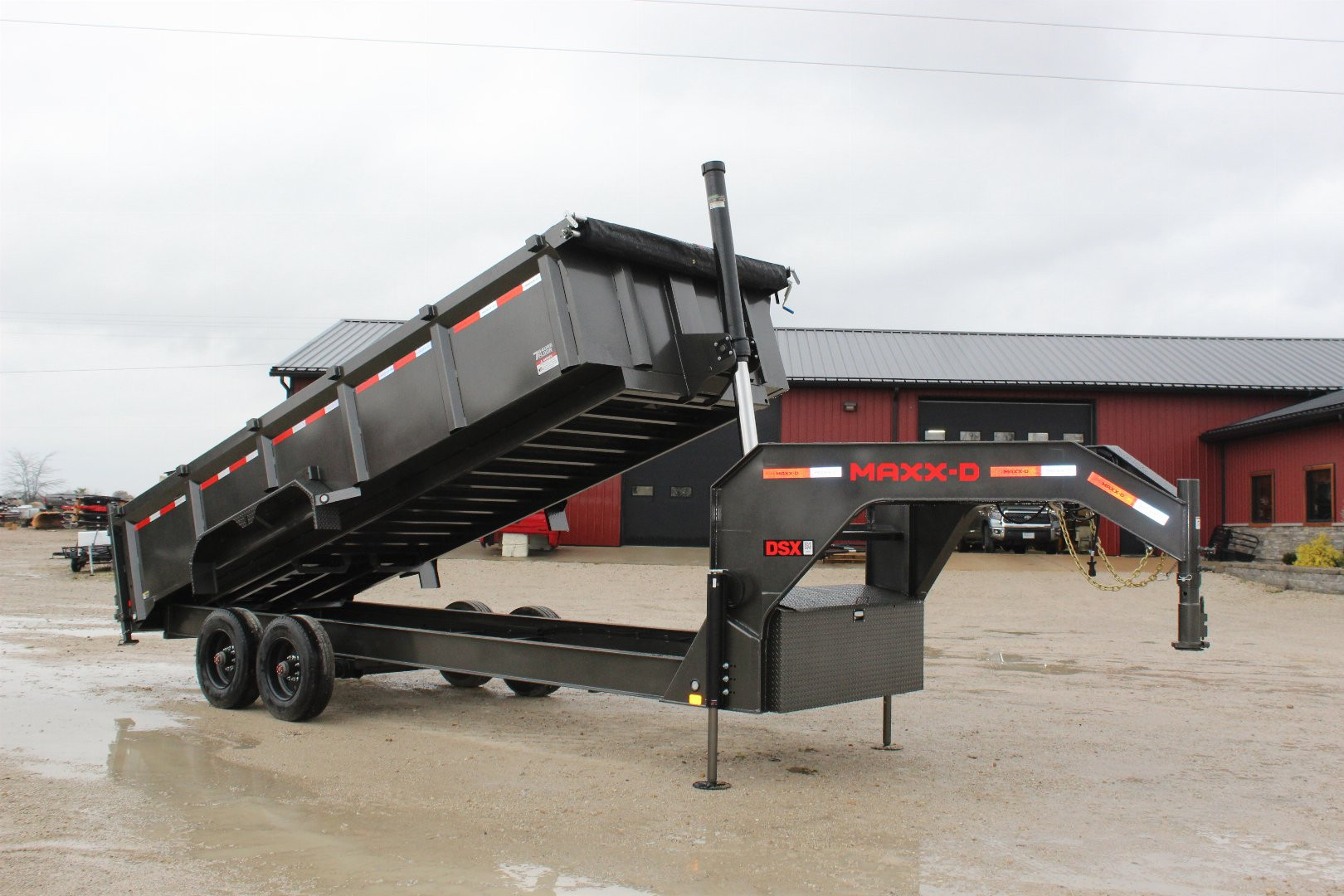 New 2025 MAXXD DSX 20' Gooseneck Dump Trailer