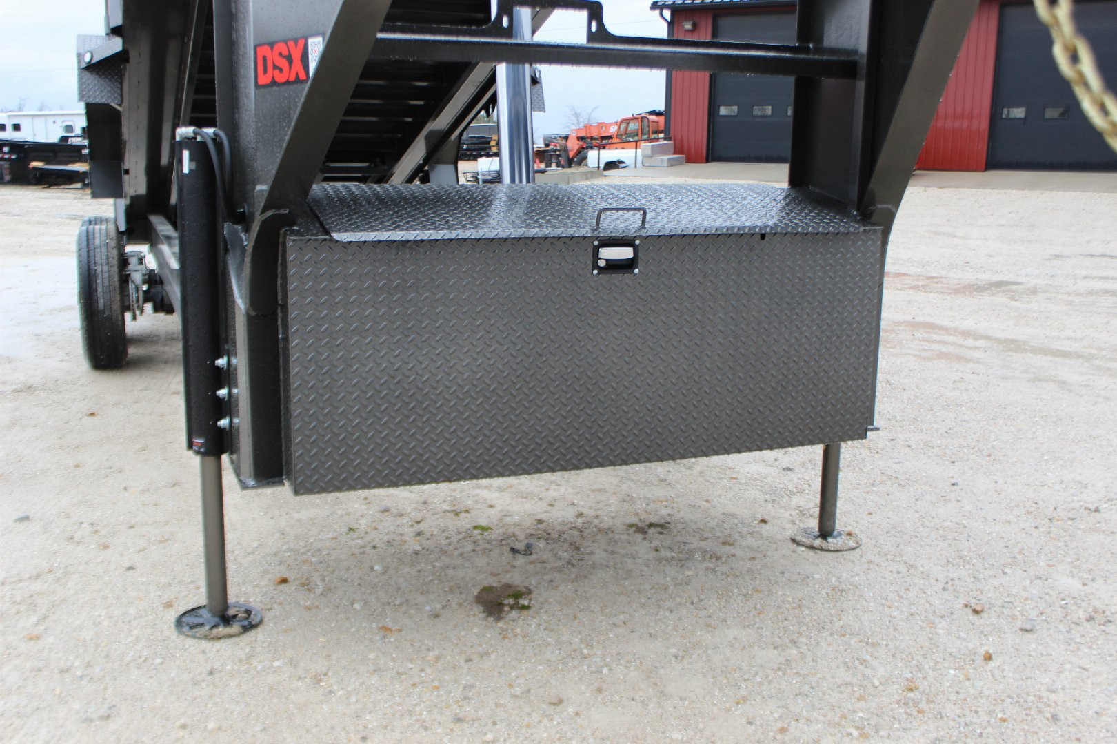 New 2025 MAXXD DSX 20' Gooseneck Dump Trailer