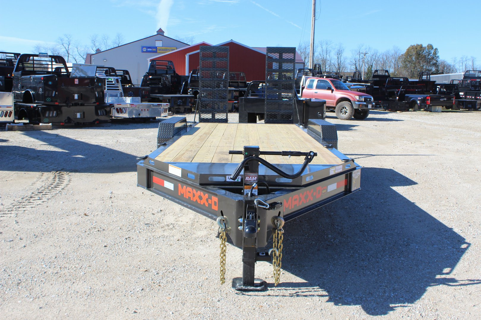 New 2025 MAXXD EHV 20' Equipment Trailer