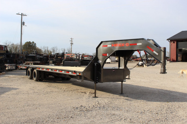 New 2025 MAXXD 34' Gooseneck Hydraulic Dovetail Trailer