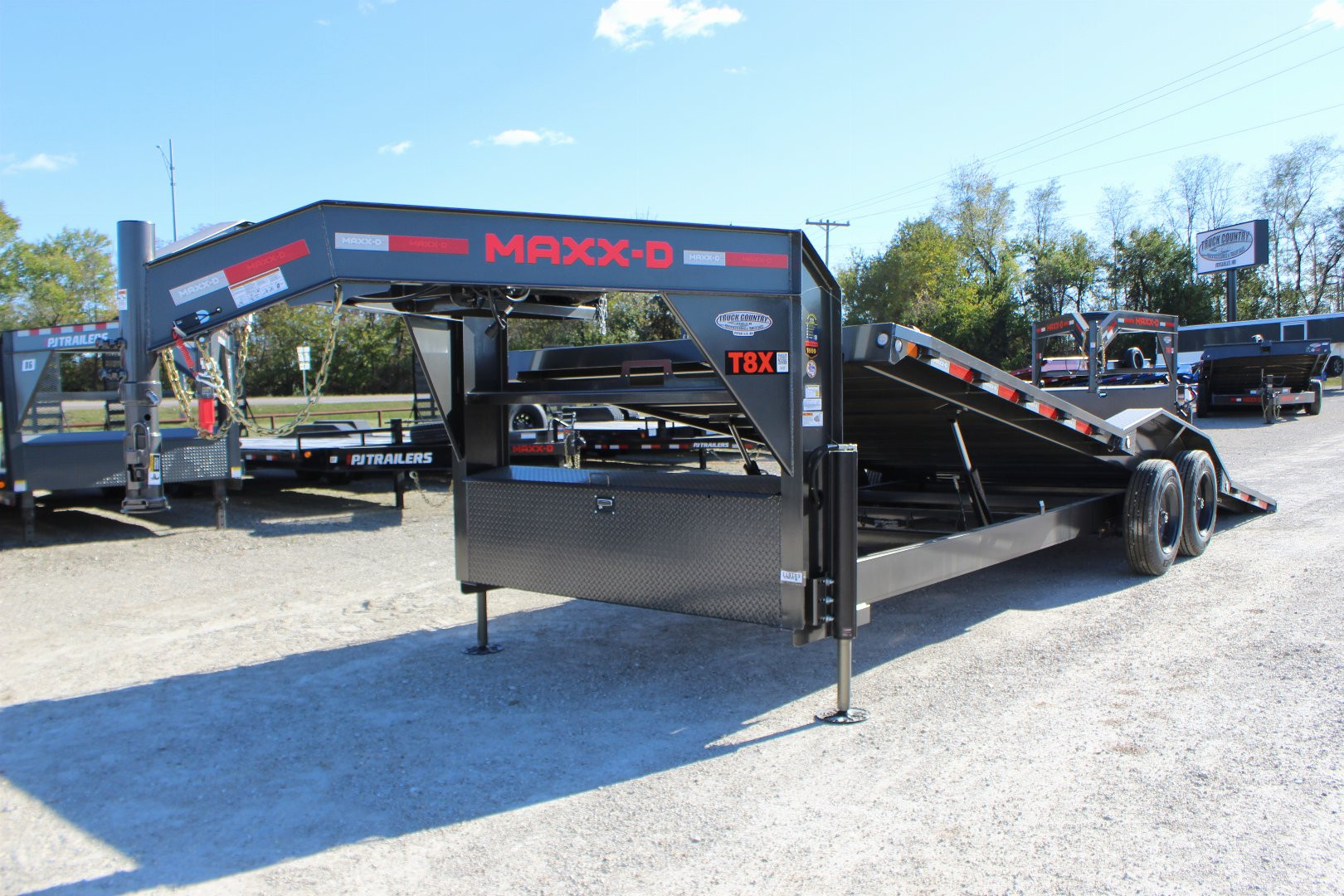 New 2025 MAXXD T8X 102"x24' gooseneck Equipment Tilt Trailer