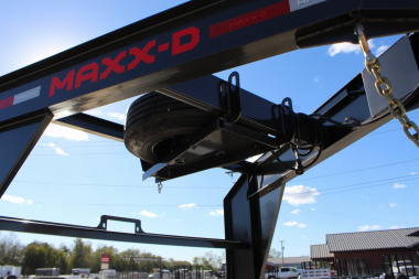 New 2025 MAXXD T8X 102"x24' gooseneck Equipment Tilt Trailer