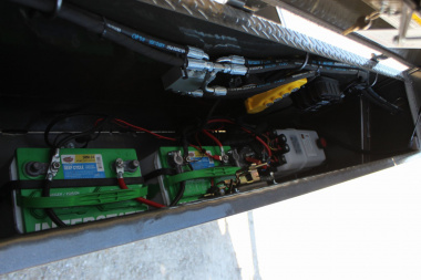 New 2025 MAXXD T8X 102"x24' gooseneck Equipment Tilt Trailer