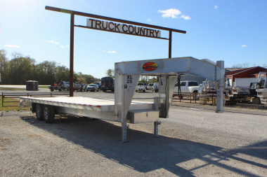 Used 2024 Sundowner XL 25' Aluminum gooseneck Flatbed Trailer