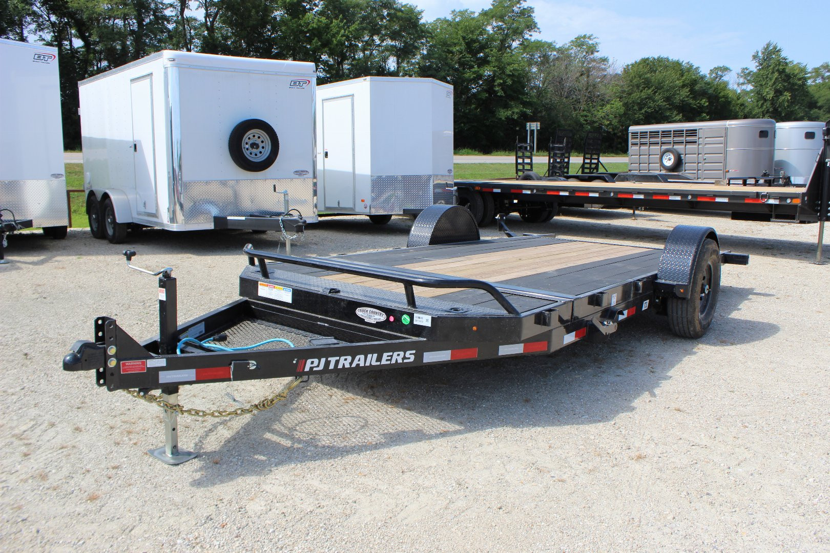 New 2024 PJ TRAILERS 81" x 16' T1 Equipment Trailer