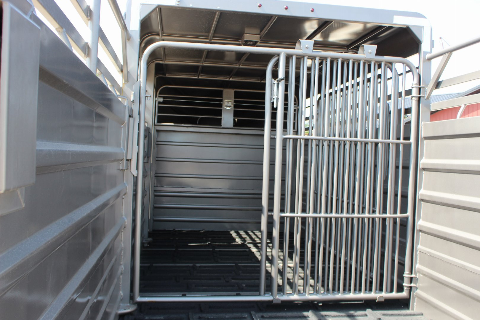 New 2024 GR Trailers 6.8x20 gooseneck half-top Stock Trailer