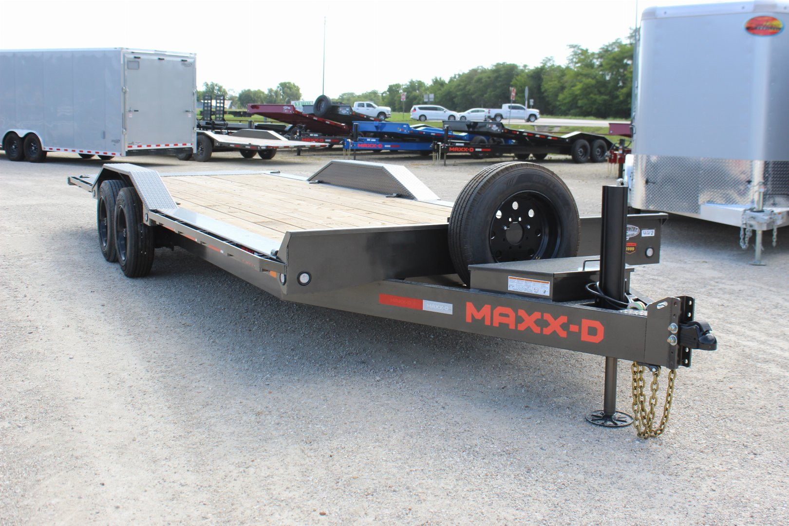 New 2024 MAXXD T8X 24' tilt Equipment Trailer
