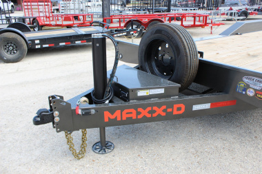 New 2024 MAXXD T8X 24' tilt Equipment Trailer