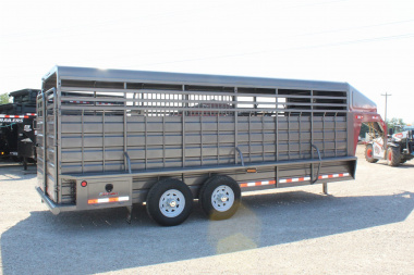 New 2024 GR TRAILERS 6.8' x 20' Gooseneck Livestock