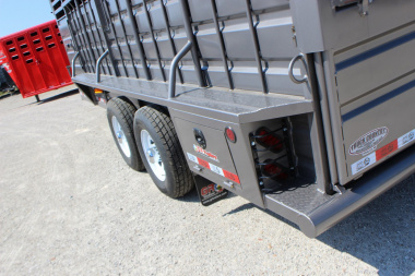 New 2024 GR TRAILERS 6.8' x 20' Gooseneck Livestock