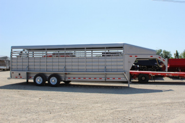 New 2024 GR TRAILER 6.8' x 24' Gooseneck Livestock