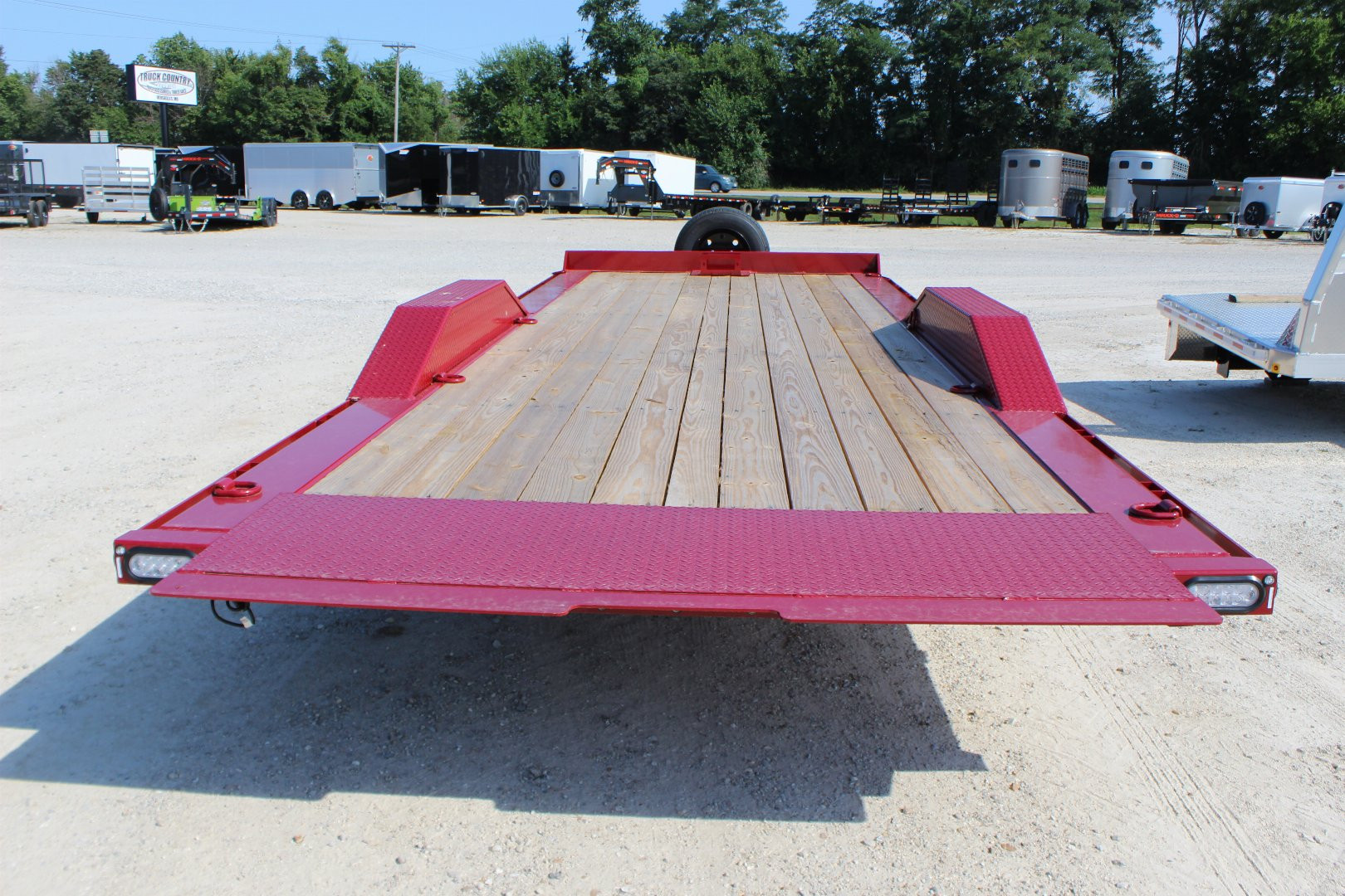 New 2024 MAXXD T8X 102"x24' equipment tilt