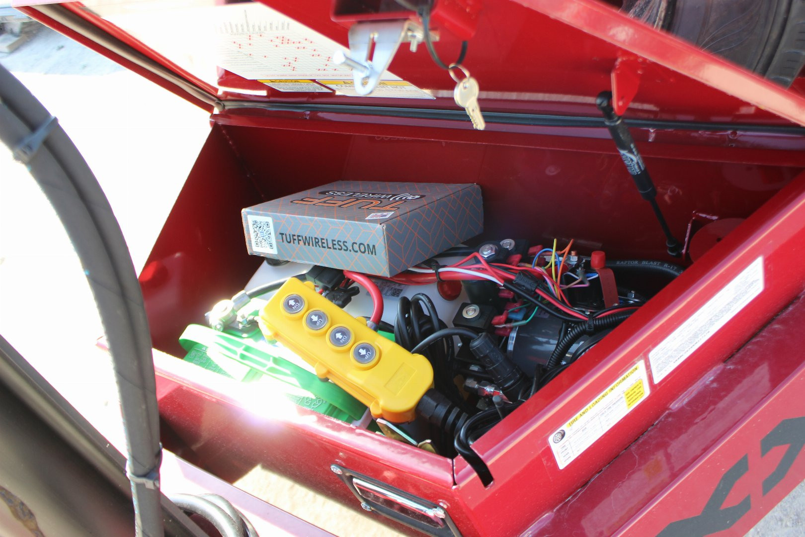 New 2024 MAXXD T8X 102"x24' equipment tilt