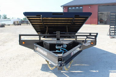 New 2025 PJ TRAILERS 96" x 22' T8 Deckover Trailer
