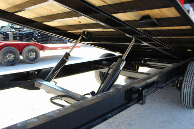 New 2025 PJ TRAILERS 96" x 22' T8 Deckover Trailer