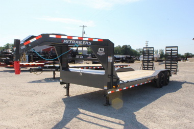 New 2025 PJ Trailers B6 24' gooseneck Equipment Trailer