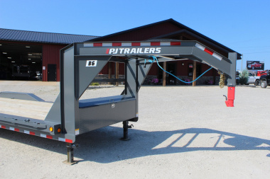 New 2025 PJ Trailers B6 24' gooseneck Equipment Trailer