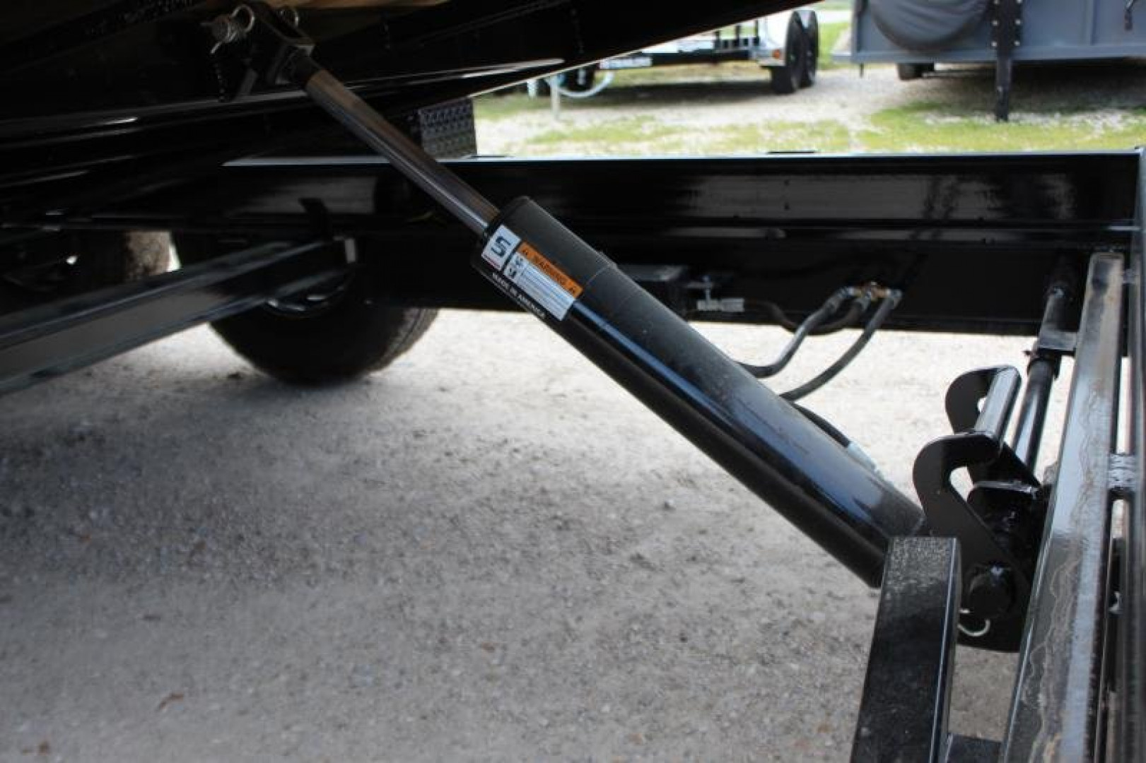 New 2024 PJ Trailer T6 22'Tilt Trailer