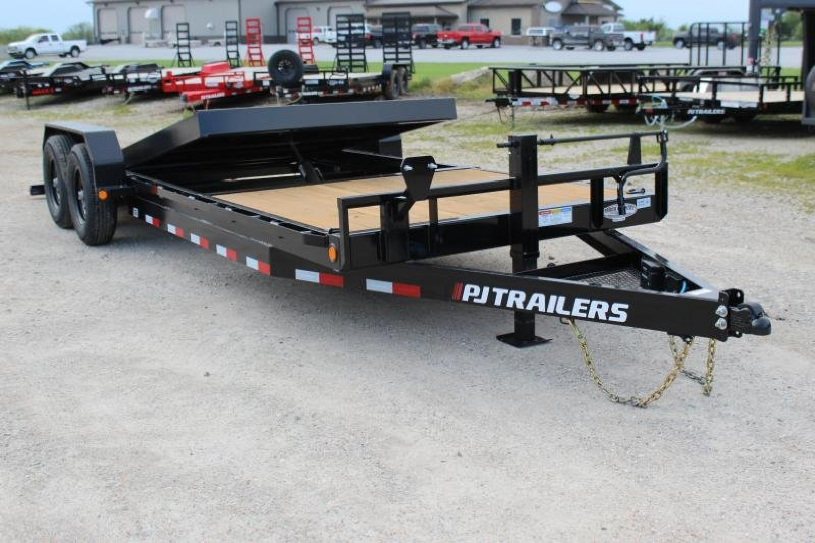 New 2024 PJ Trailer T6 22'Tilt Trailer