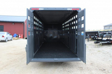 New 2024 Eagle-X 24' Livestock Trailer